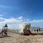 Be At Sea In Ostend All-In Luxury Apartment , Outdoor Pool, Side Seaview
