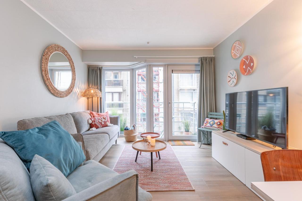 Be At Sea In All-in Luxury , Outdoor Pool, Side Seaview Ostende